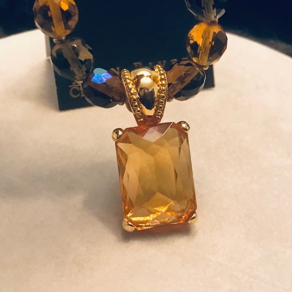 Joan Rivers Vintage Crystal Necklace & Earrings Set - Picture 13 of 16